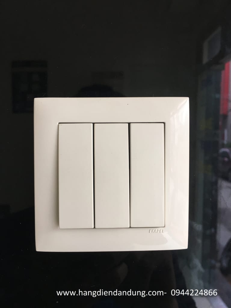 Công tắc ba 1 chiều
