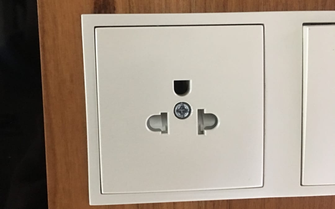 Ổ cắm điện đa năng- mua tại đây UY TÍN, CHẤT LƯỢNG